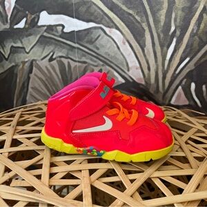NIKE limited edition Lebron XI FRUITY PEBBLES Orange PINK basketball sneakers